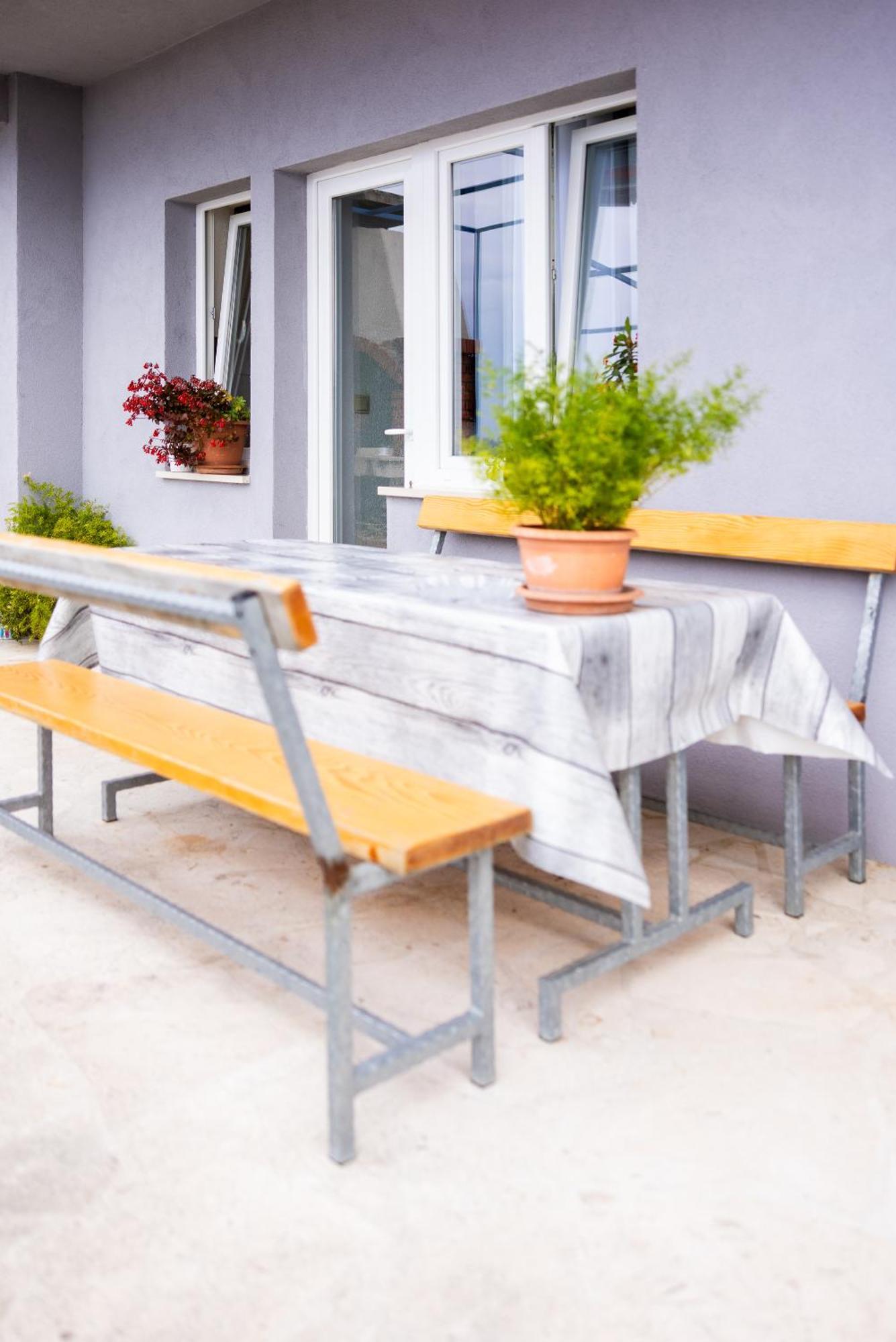 Apartman Nora Omiš Εξωτερικό φωτογραφία